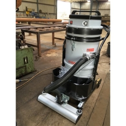 Навесная балка с подъемным механизмом