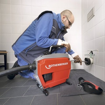 Аккумуляторная прочистная машина R 600 VarioClean Rothenberger, со спиралями и насадками